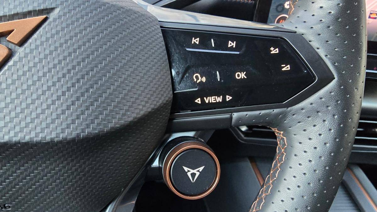 cupra-born-2023-eletrico-0cc