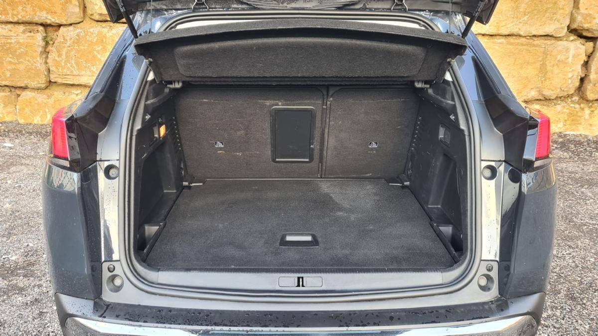 peugeot-3008-2019-diesel-1499cc
