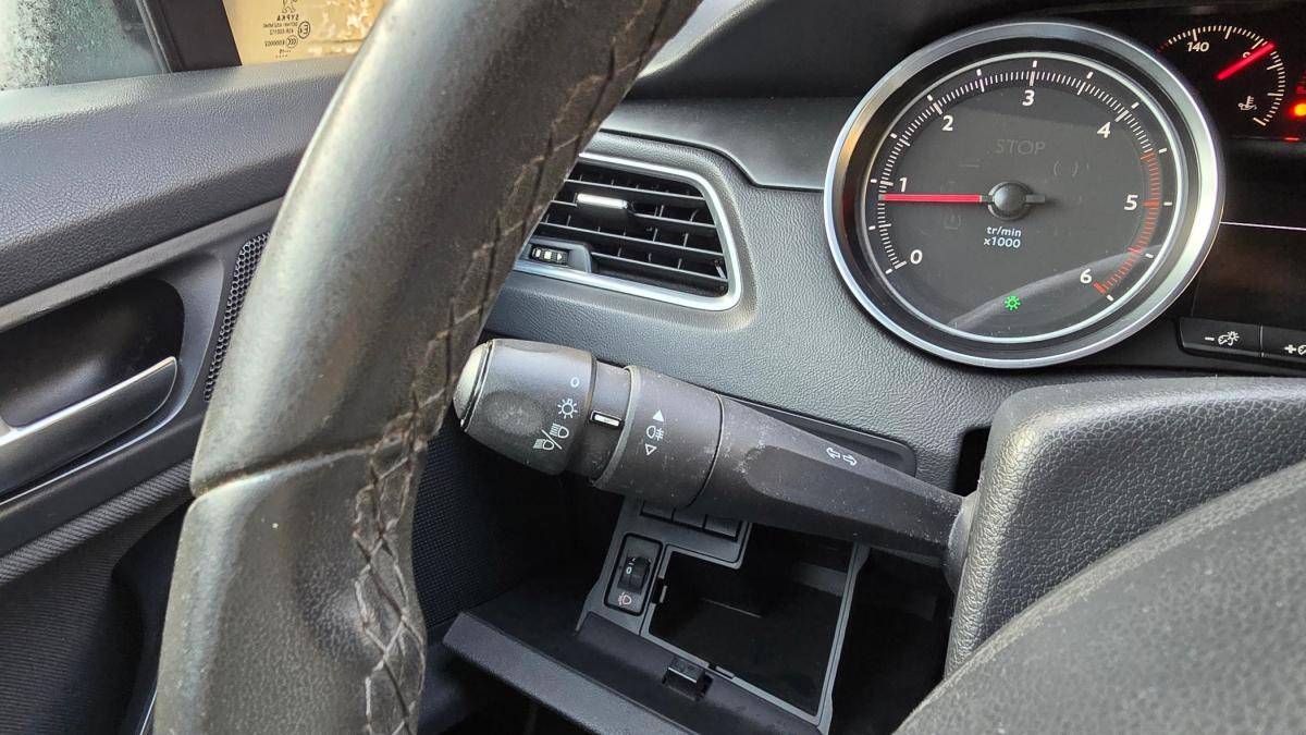 peugeot-508-sw-2015-diesel-1560cc