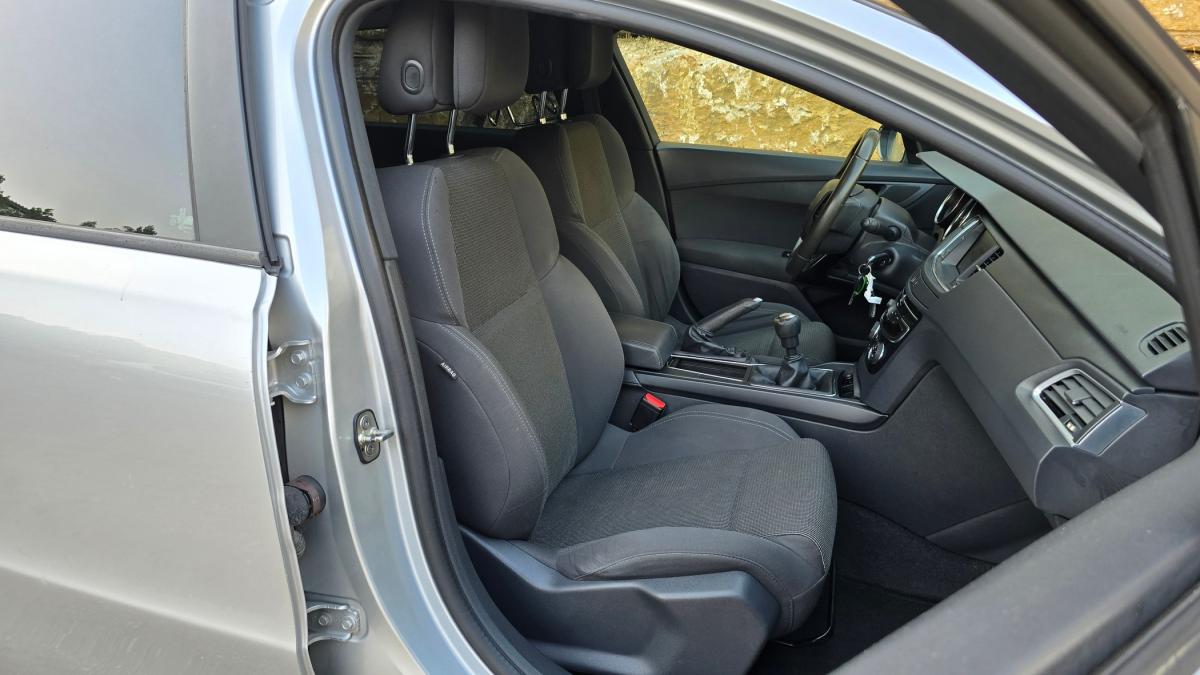 peugeot-508-sw-2015-diesel-1560cc