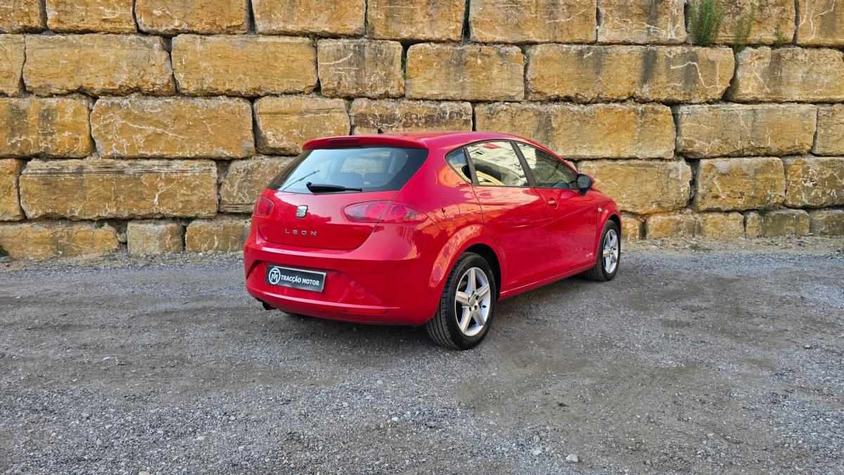 seat-leon-2011-diesel-1598cc