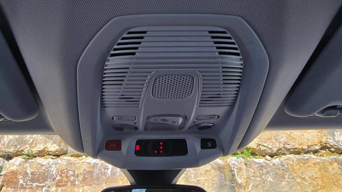 peugeot-3008-2021-diesel-1499cc