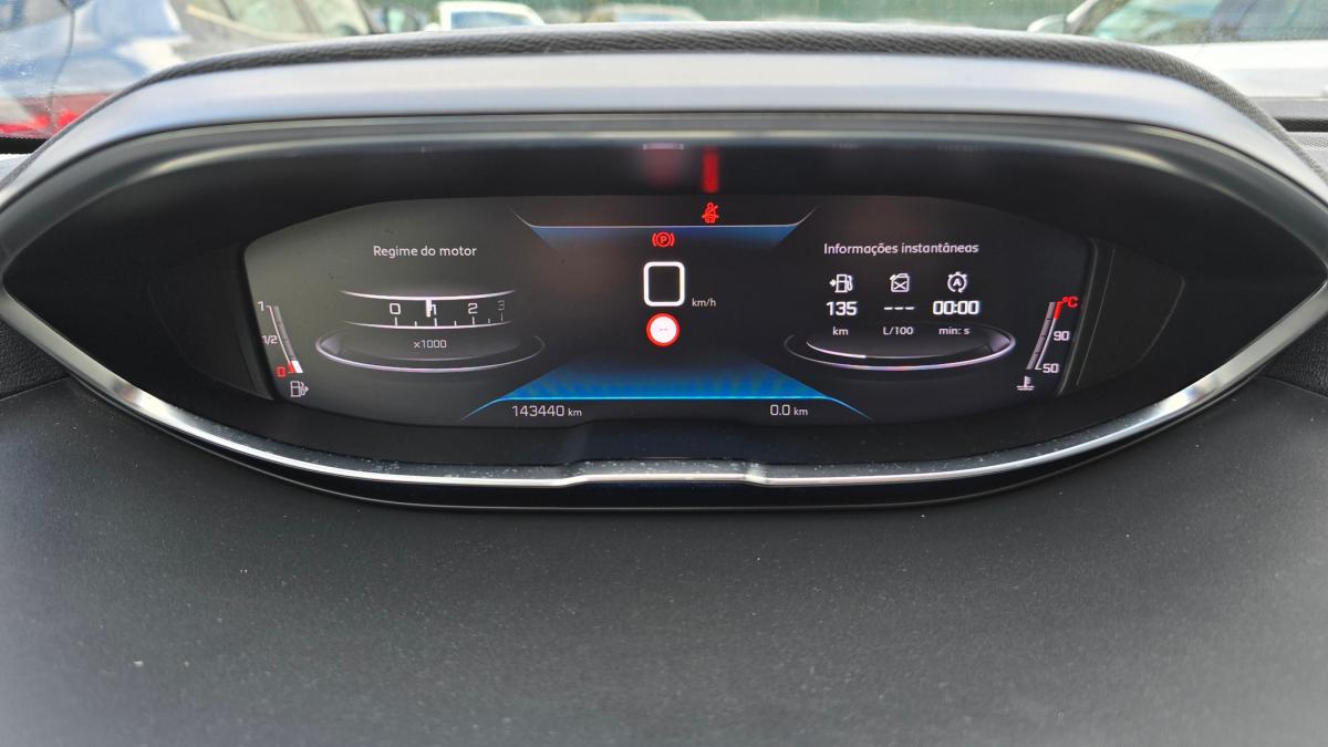 peugeot-3008-2021-diesel-1499cc