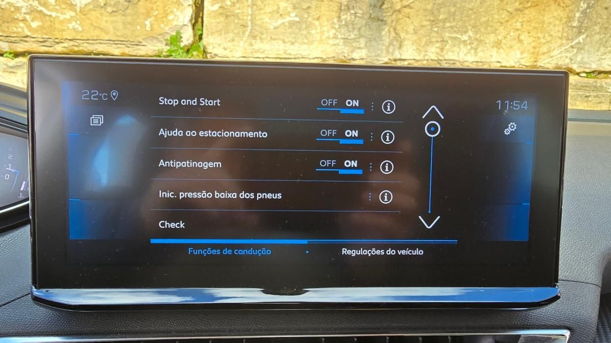 peugeot-3008-2021-diesel-1499cc