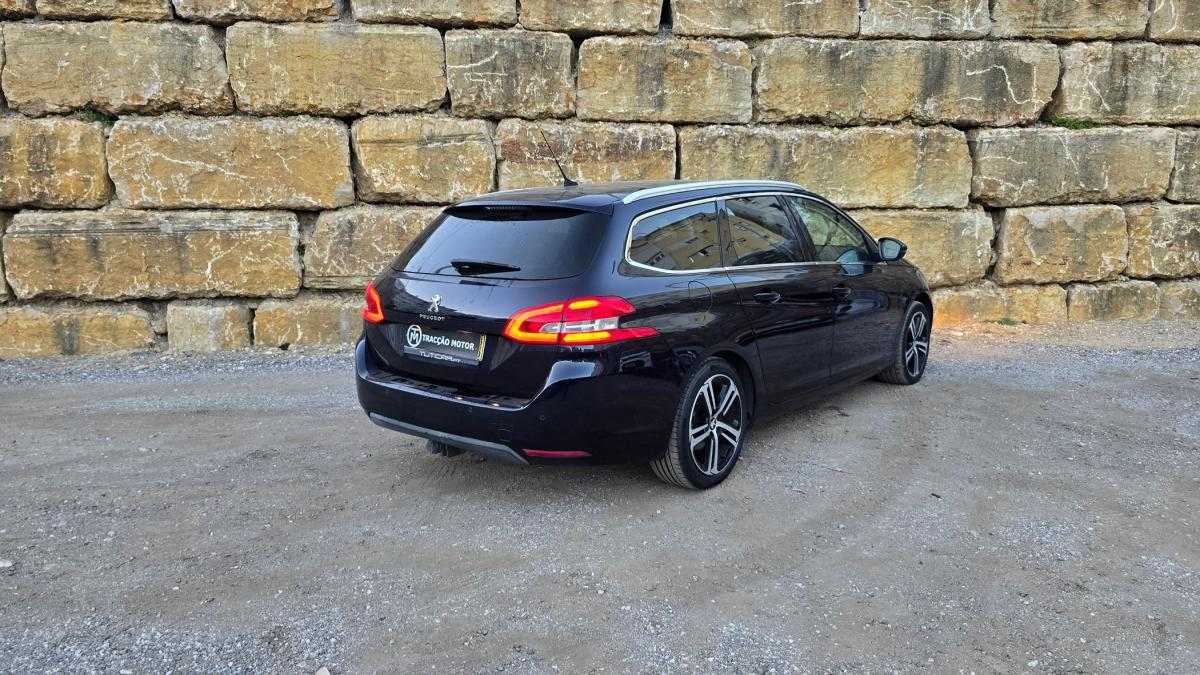 peugeot-308-sw-2015-diesel-1560cc