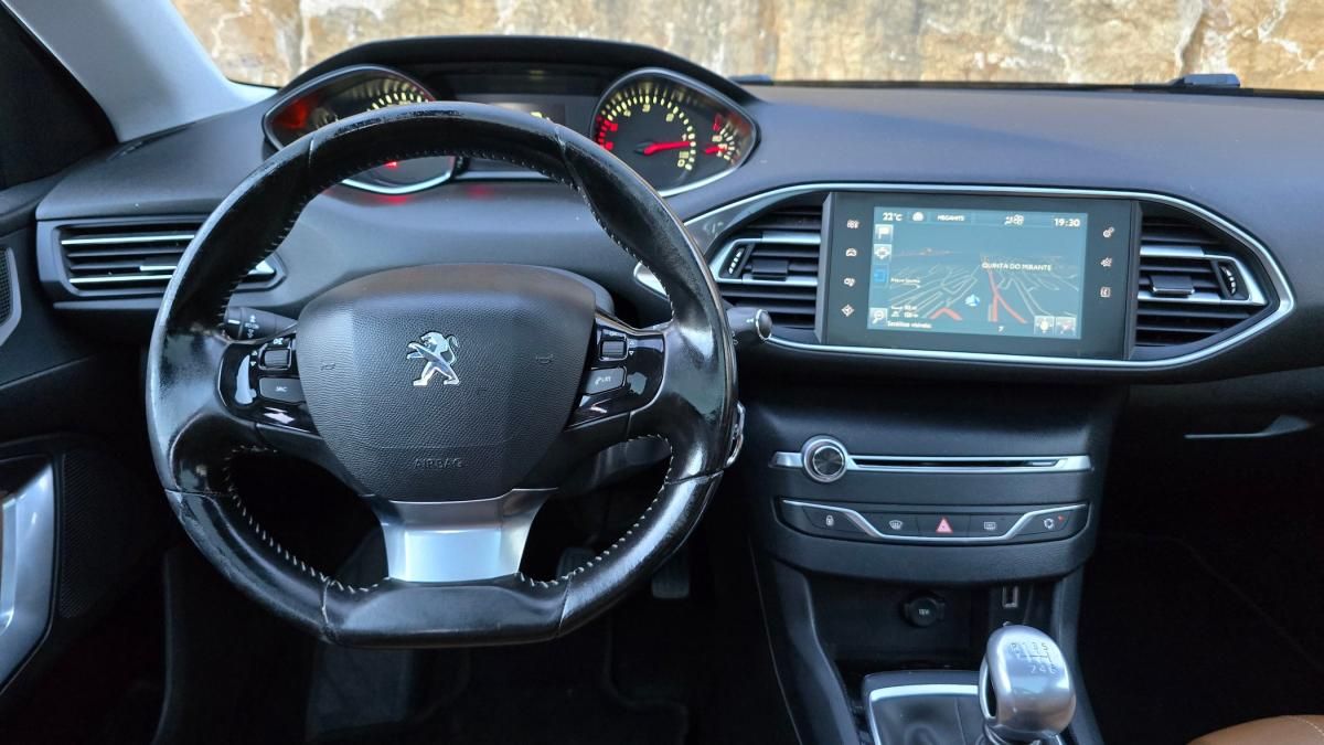 peugeot-308-sw-2015-diesel-1560cc