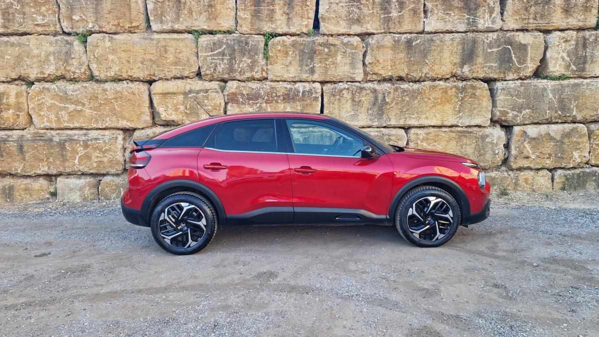 citroen-c4-2022-diesel-1499cc