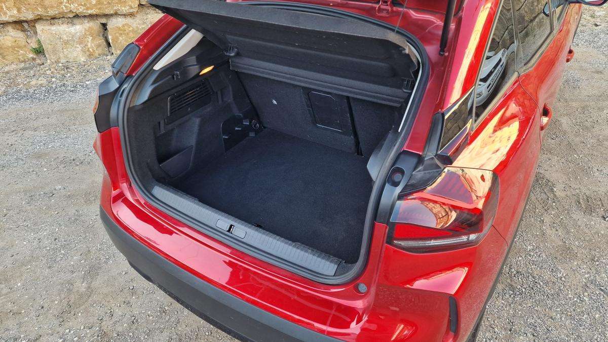 citroen-c4-2022-diesel-1499cc