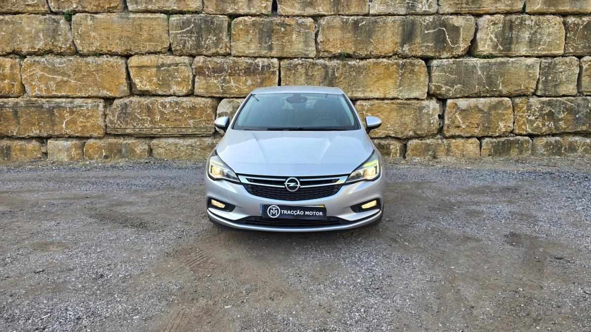 opel-astra-2019-gasolina-999cc