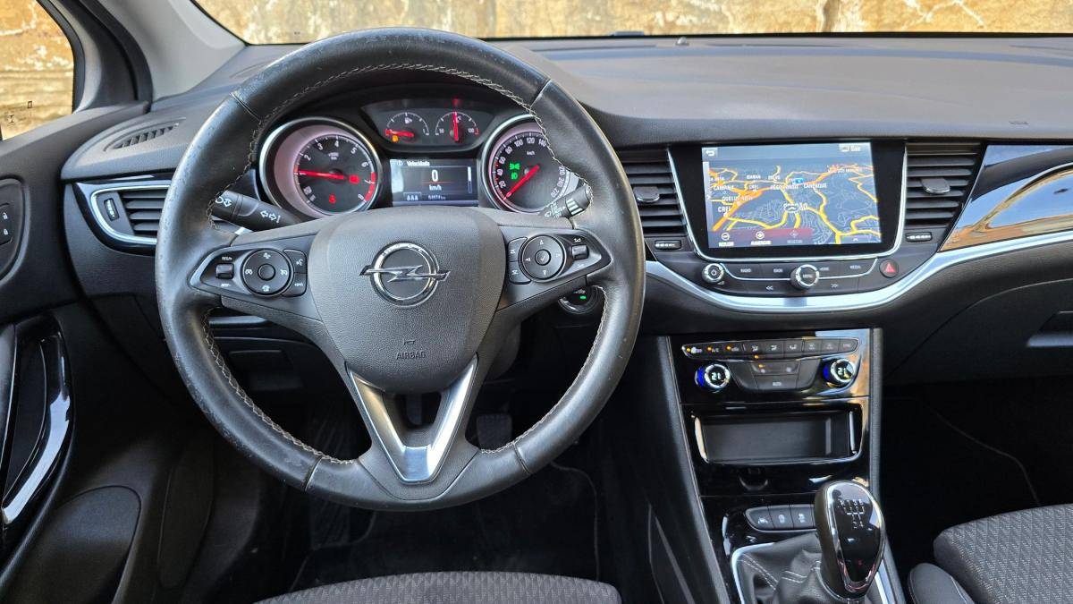opel-astra-2019-gasolina-999cc