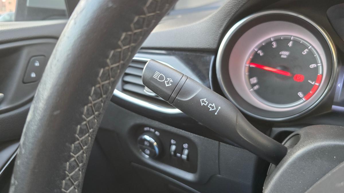opel-astra-2019-gasolina-999cc