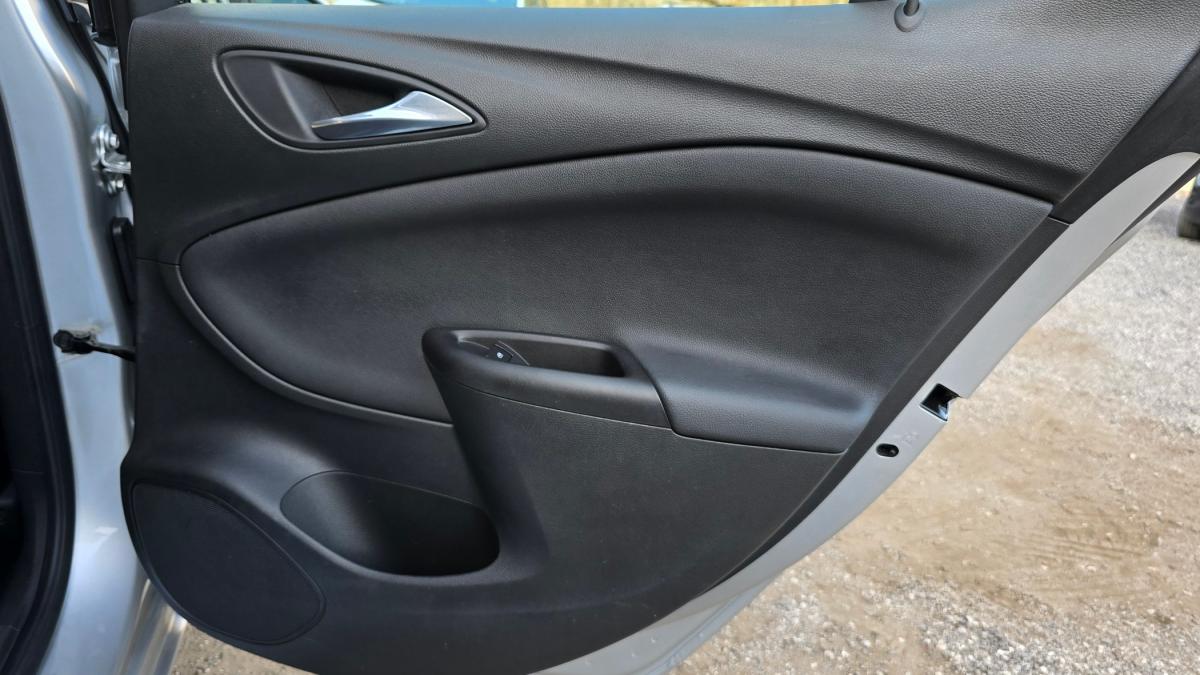 opel-astra-2019-gasolina-999cc