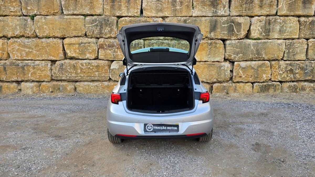 opel-astra-2019-gasolina-999cc