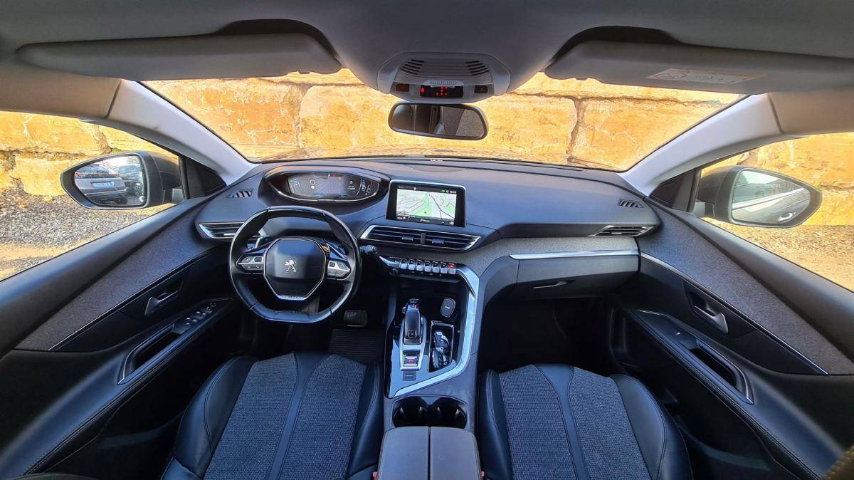 peugeot-5008-2019-diesel-1499cc