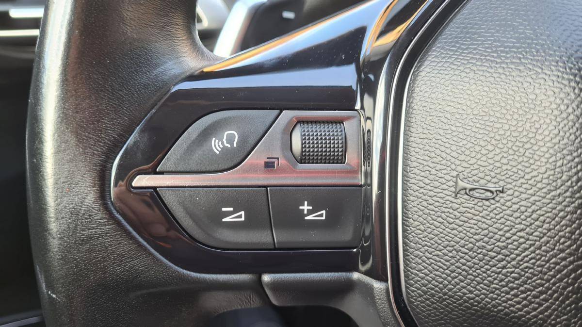 peugeot-5008-2019-diesel-1499cc