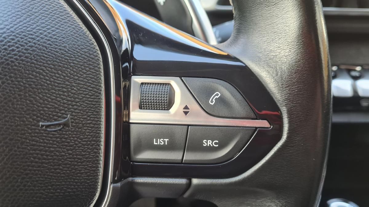 peugeot-5008-2019-diesel-1499cc