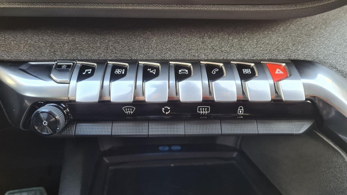 peugeot-5008-2019-diesel-1499cc