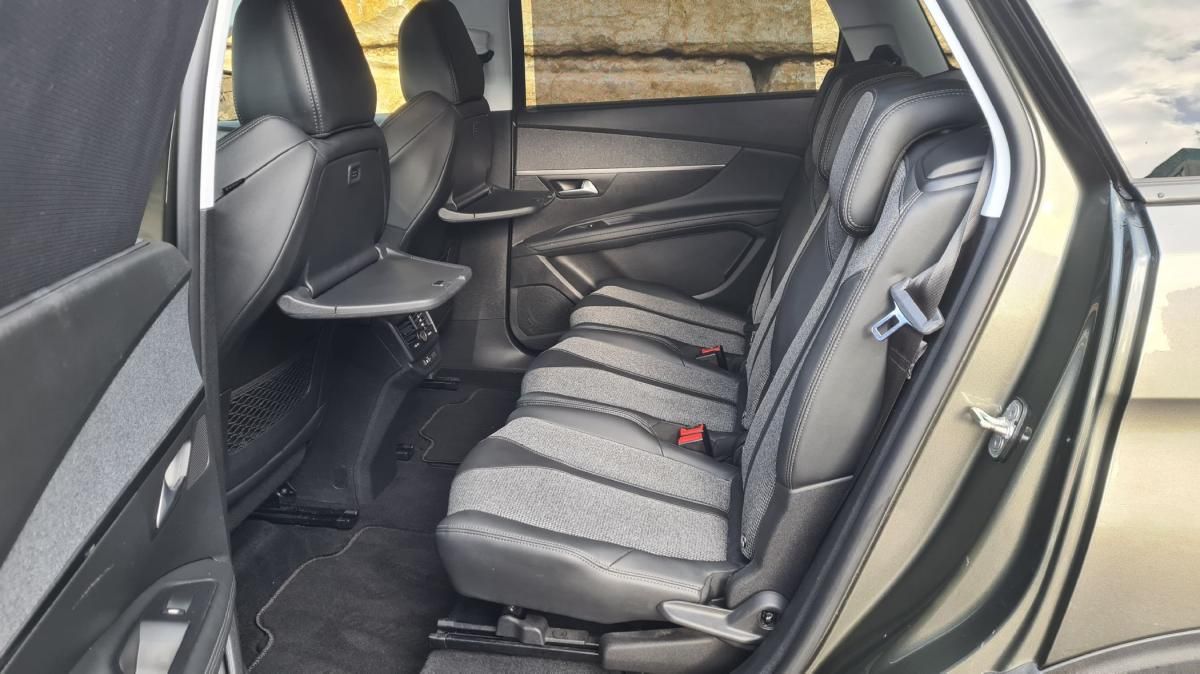 peugeot-5008-2019-diesel-1499cc