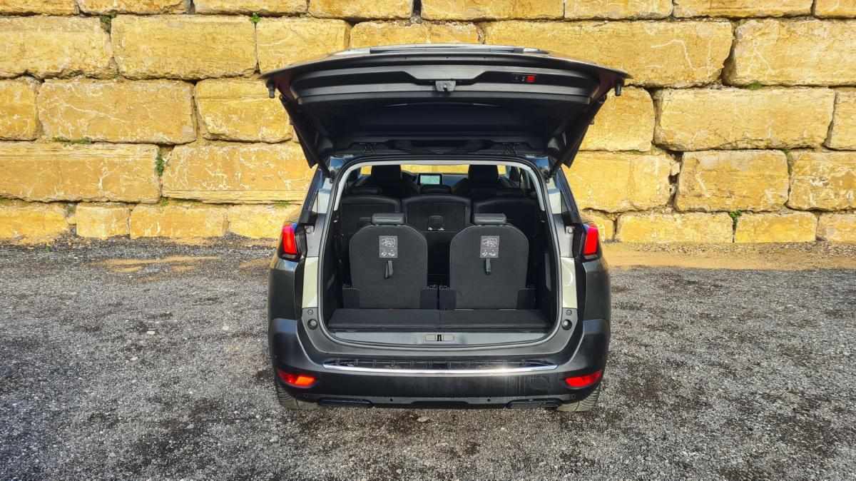 peugeot-5008-2019-diesel-1499cc