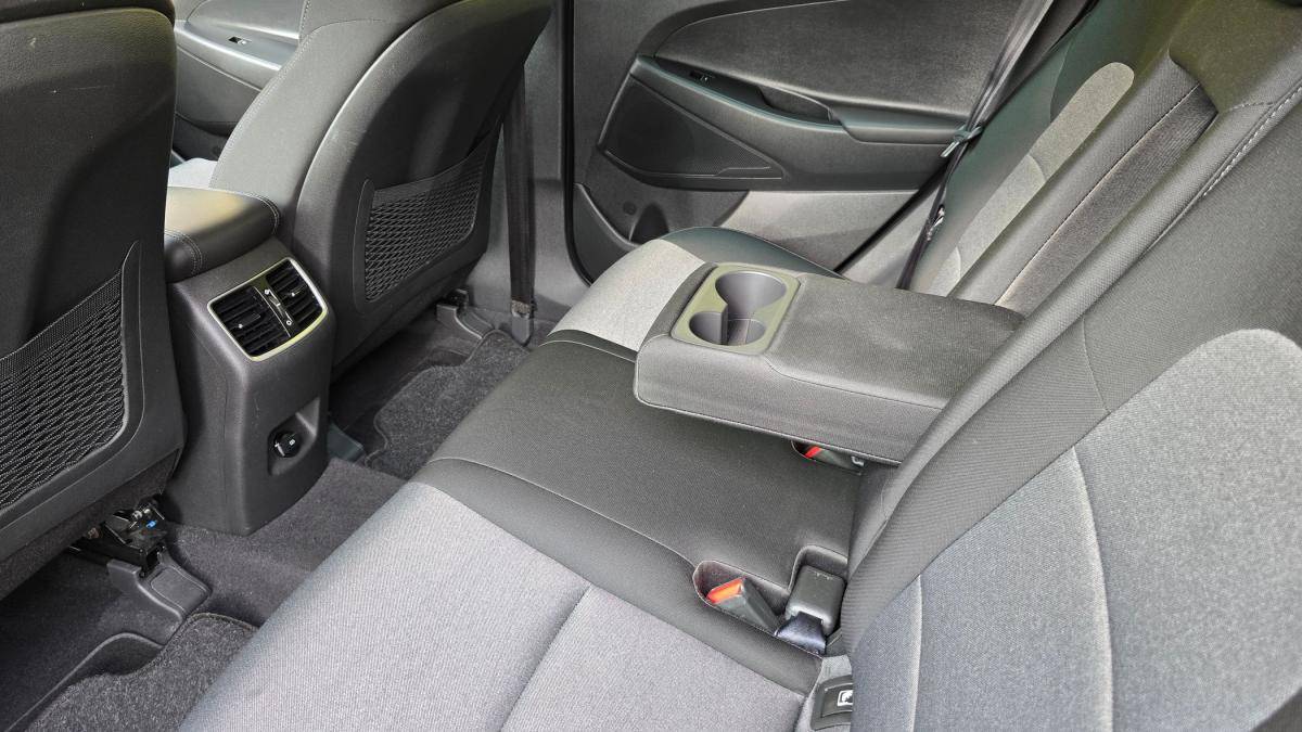 hyundai-tucson-2019-diesel-1598cc