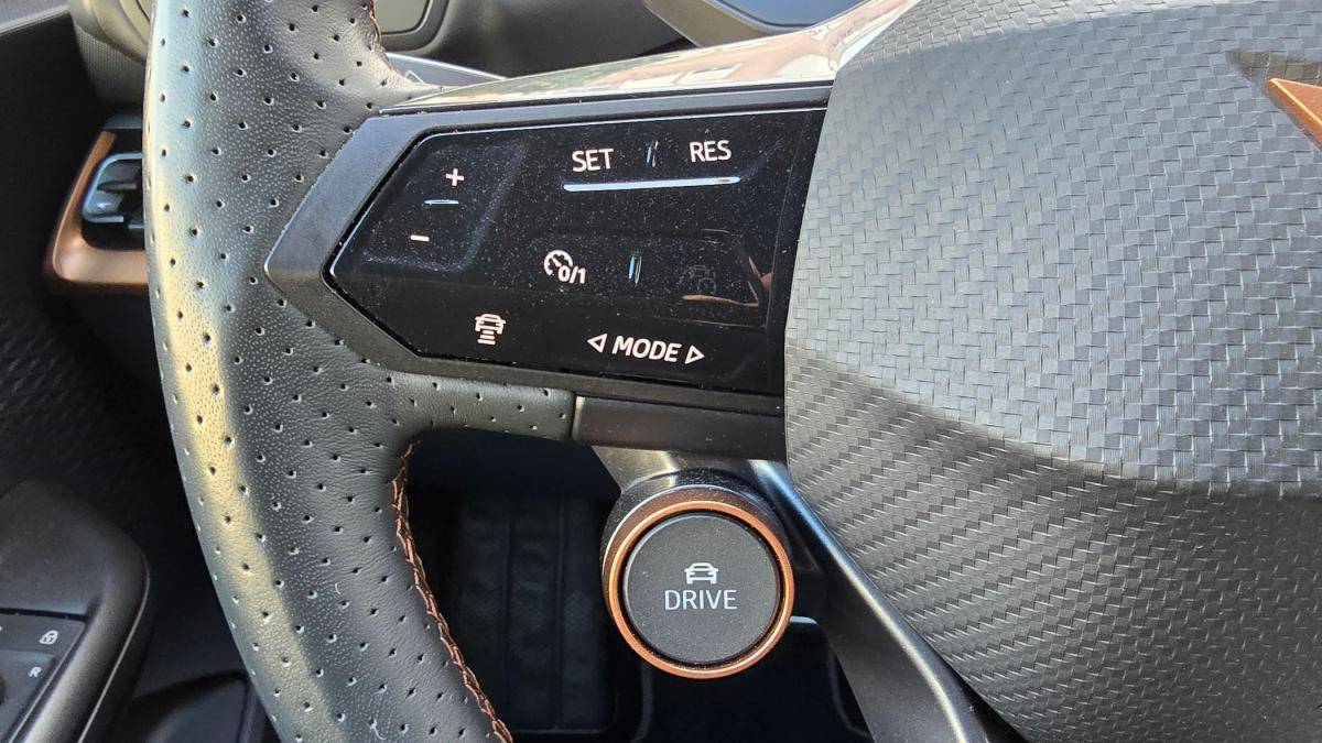 cupra-born-2023-eletrico-0cc
