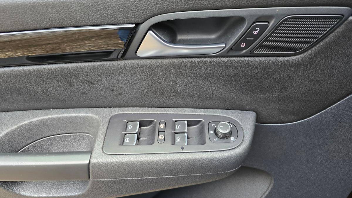 volkswagen-sharan-2017-diesel-1968cc