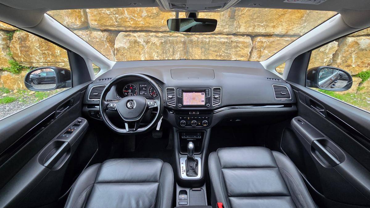 volkswagen-sharan-2017-diesel-1968cc