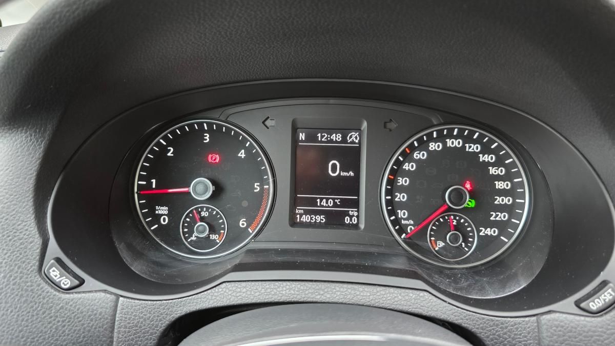 volkswagen-sharan-2017-diesel-1968cc