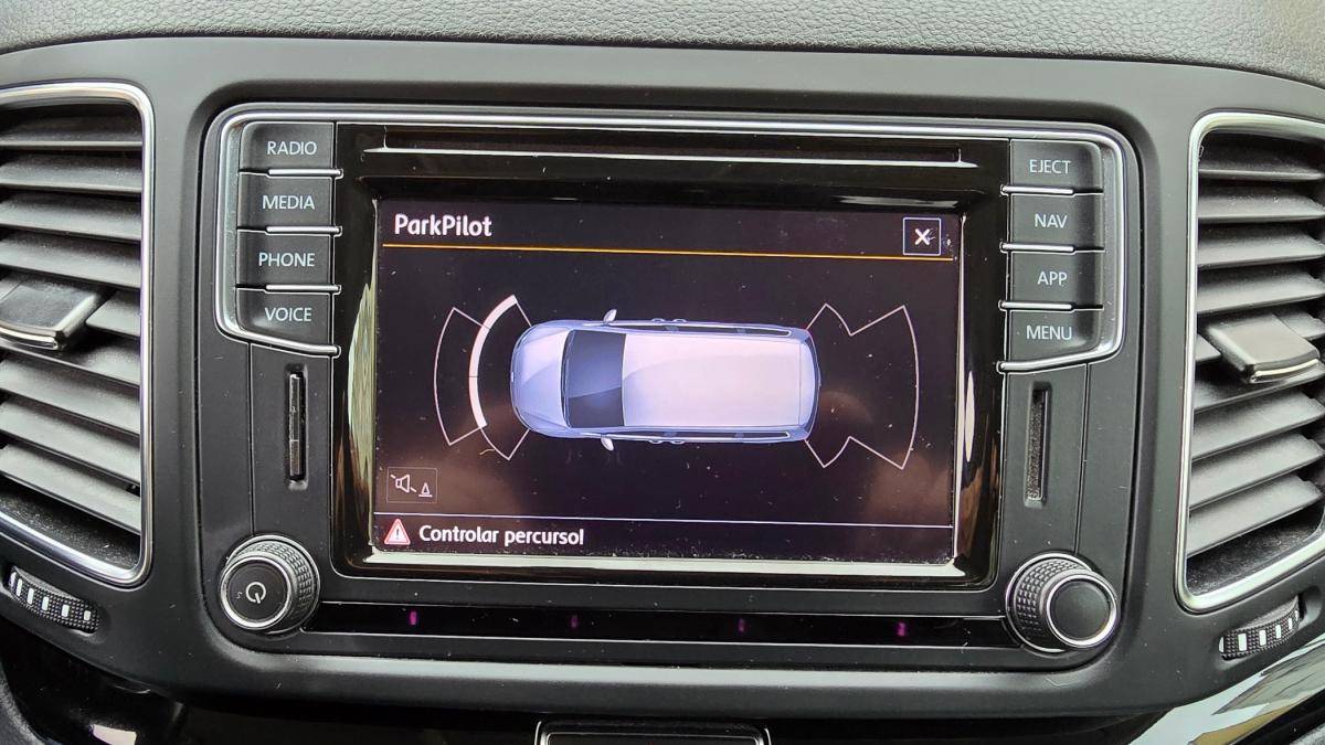 volkswagen-sharan-2017-diesel-1968cc
