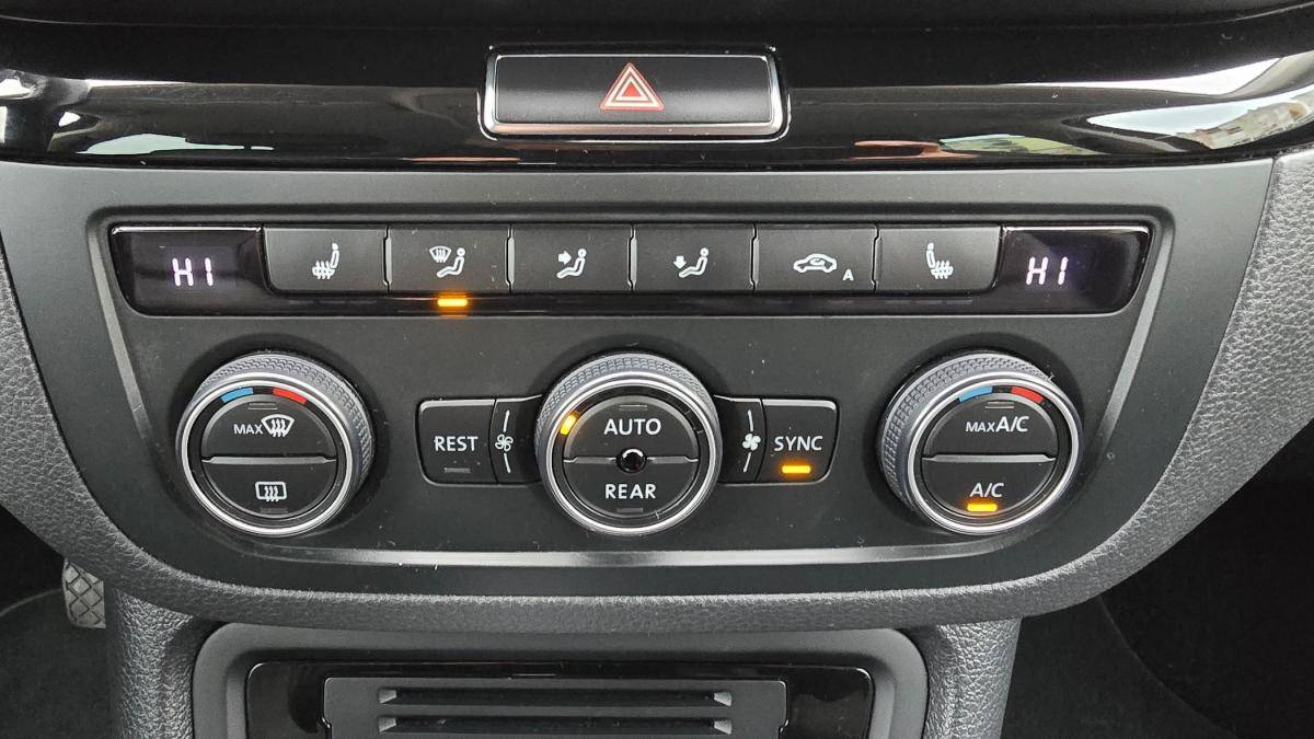volkswagen-sharan-2017-diesel-1968cc