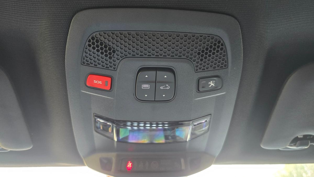 peugeot-508-2022-hibrido-a-gasolina-1598cc