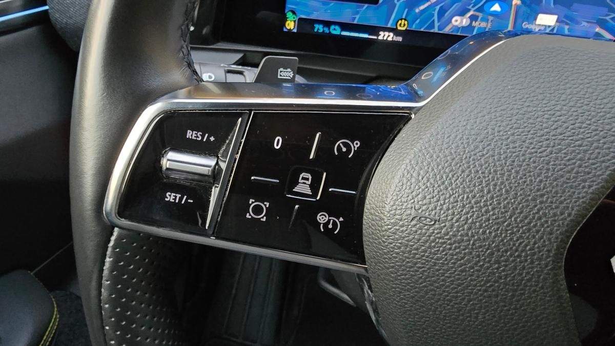 renault-megane-e-tech-2023-eletrico-0cc