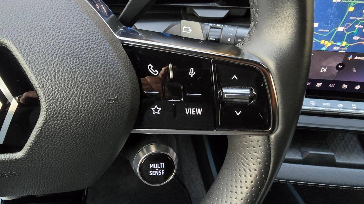 renault-megane-e-tech-2023-eletrico-0cc