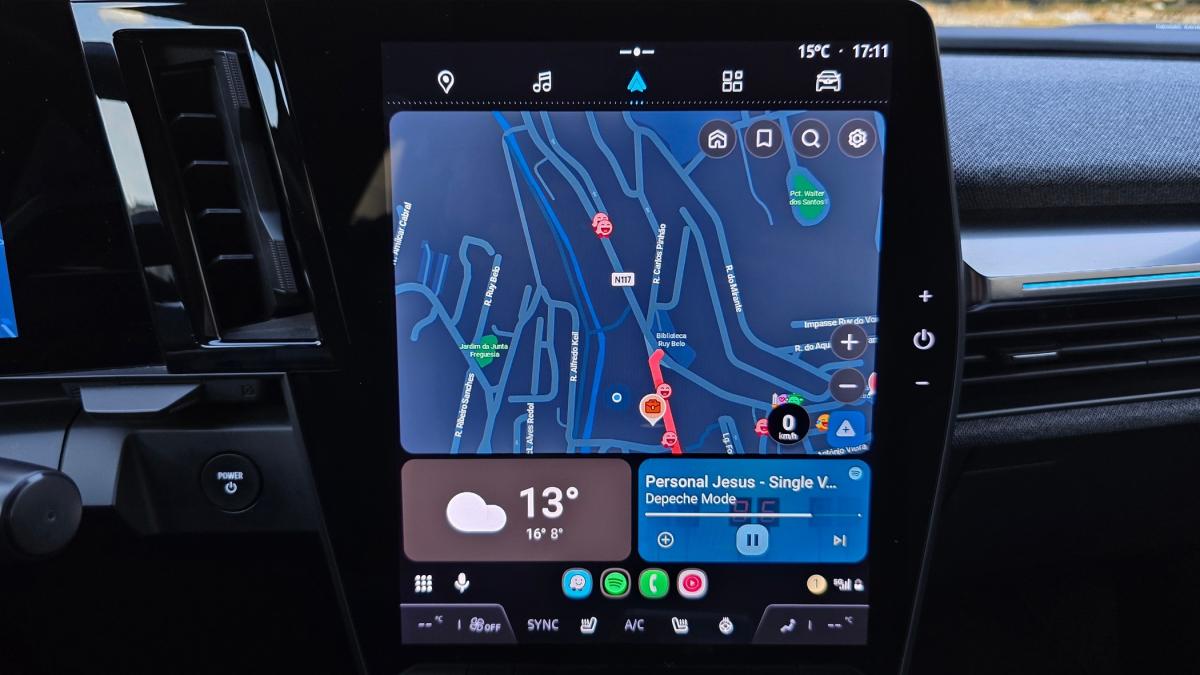 renault-megane-e-tech-2023-eletrico-0cc