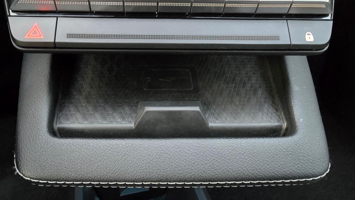 renault-megane-e-tech-2023-eletrico-0cc
