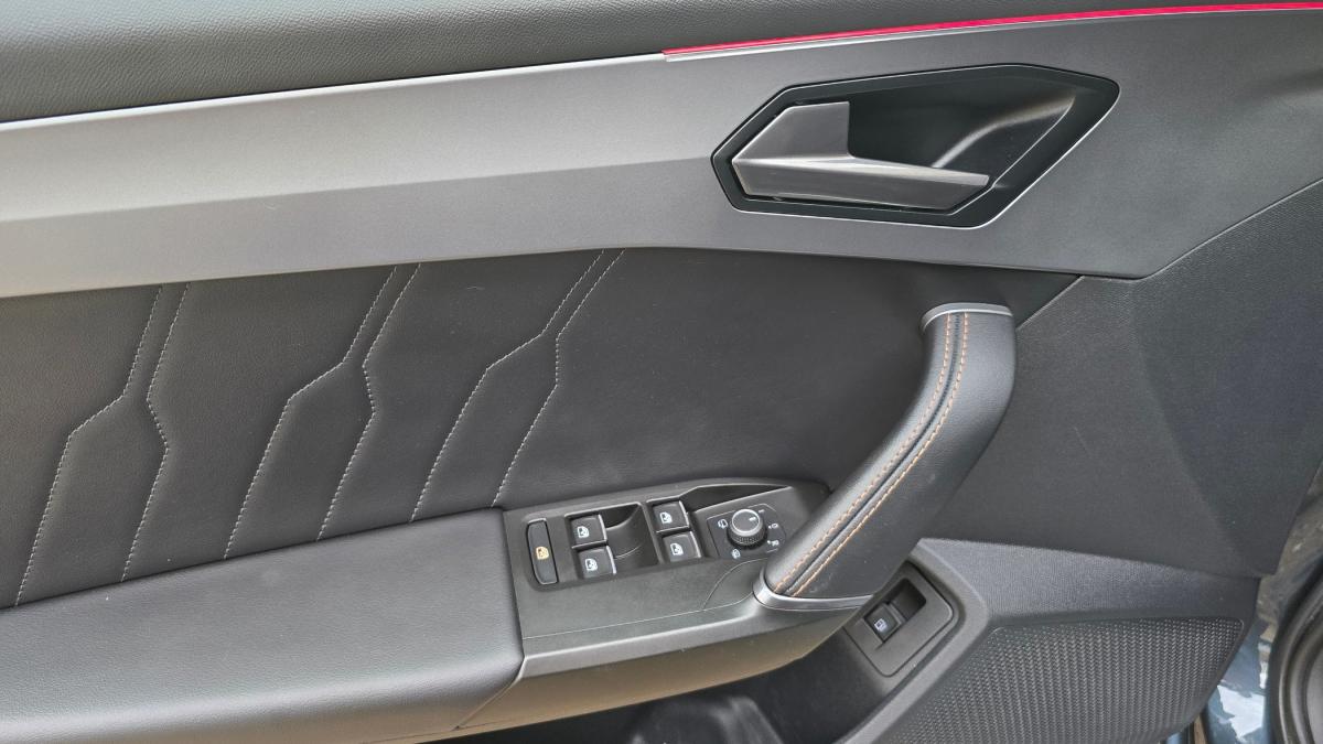 cupra-leon-2023-hibrido-a-gasolina-1395cc