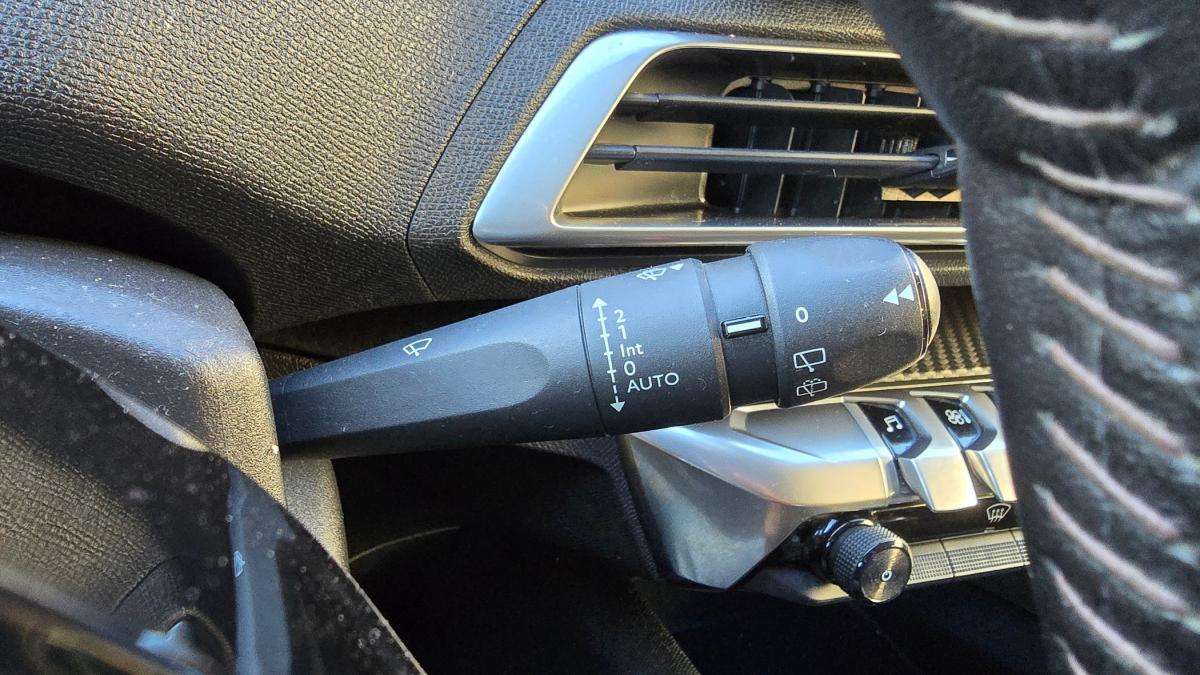 peugeot-3008-2021-diesel-1499cc
