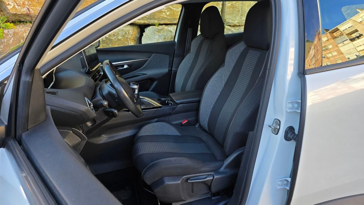 peugeot-3008-2021-diesel-1499cc