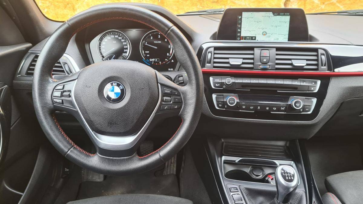 bmw-serie-1-118d-2017-diesel-1995cc