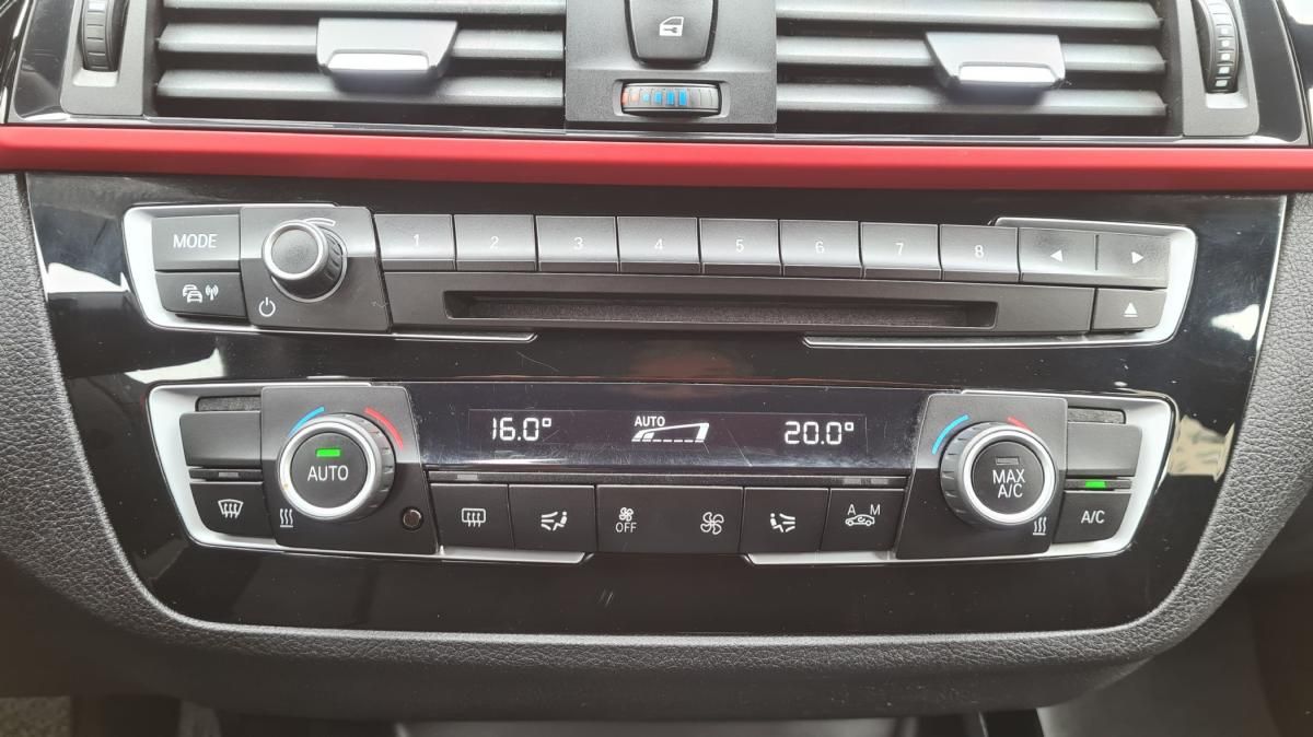 bmw-serie-1-118d-2017-diesel-1995cc