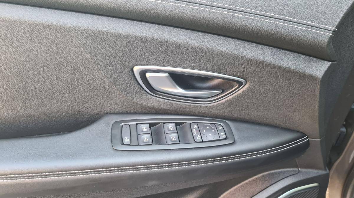renault-grand-scenic-2018-diesel-1461cc