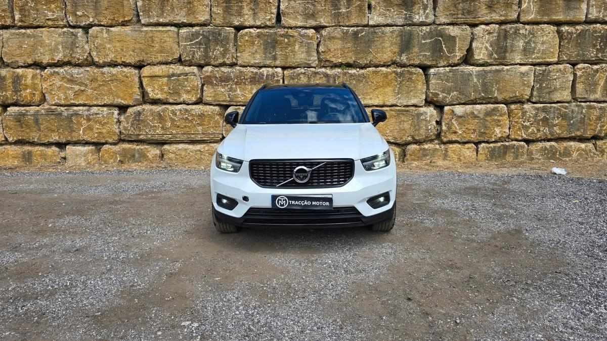 volvo-xc40-2021-hibrido-a-gasolina-1477cc