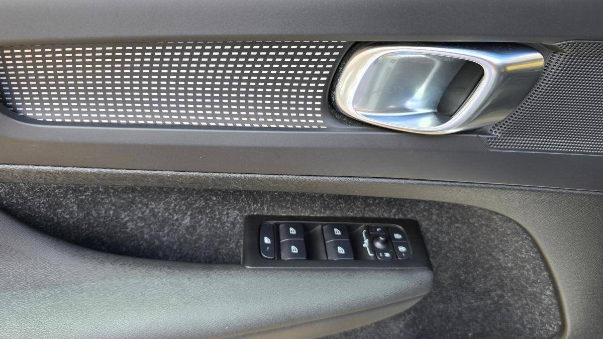 volvo-xc40-2021-hibrido-a-gasolina-1477cc