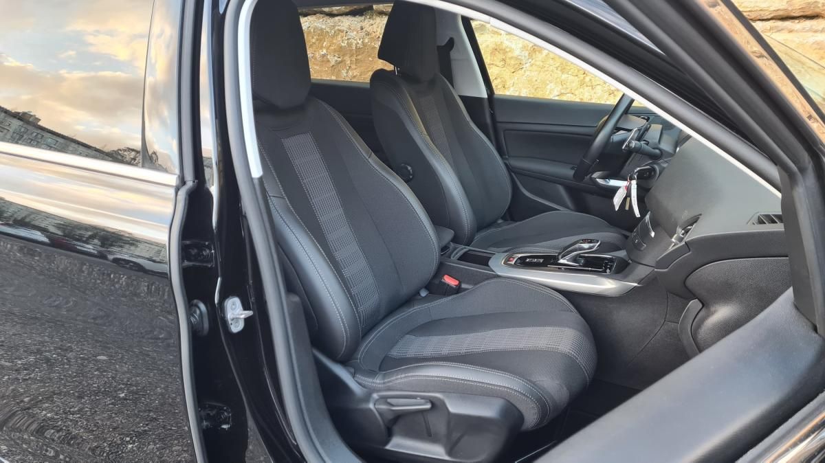 peugeot-308-2020-diesel-1499cc