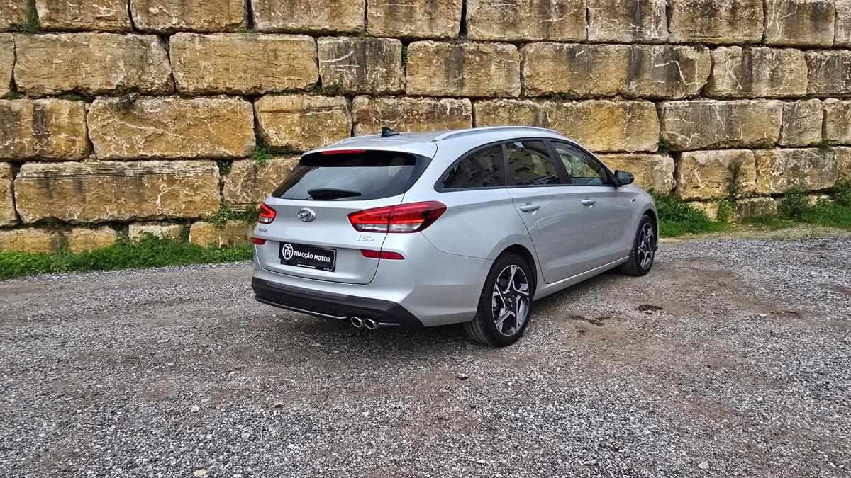 hyundai-i30-sw-2021-gasolina-998cc