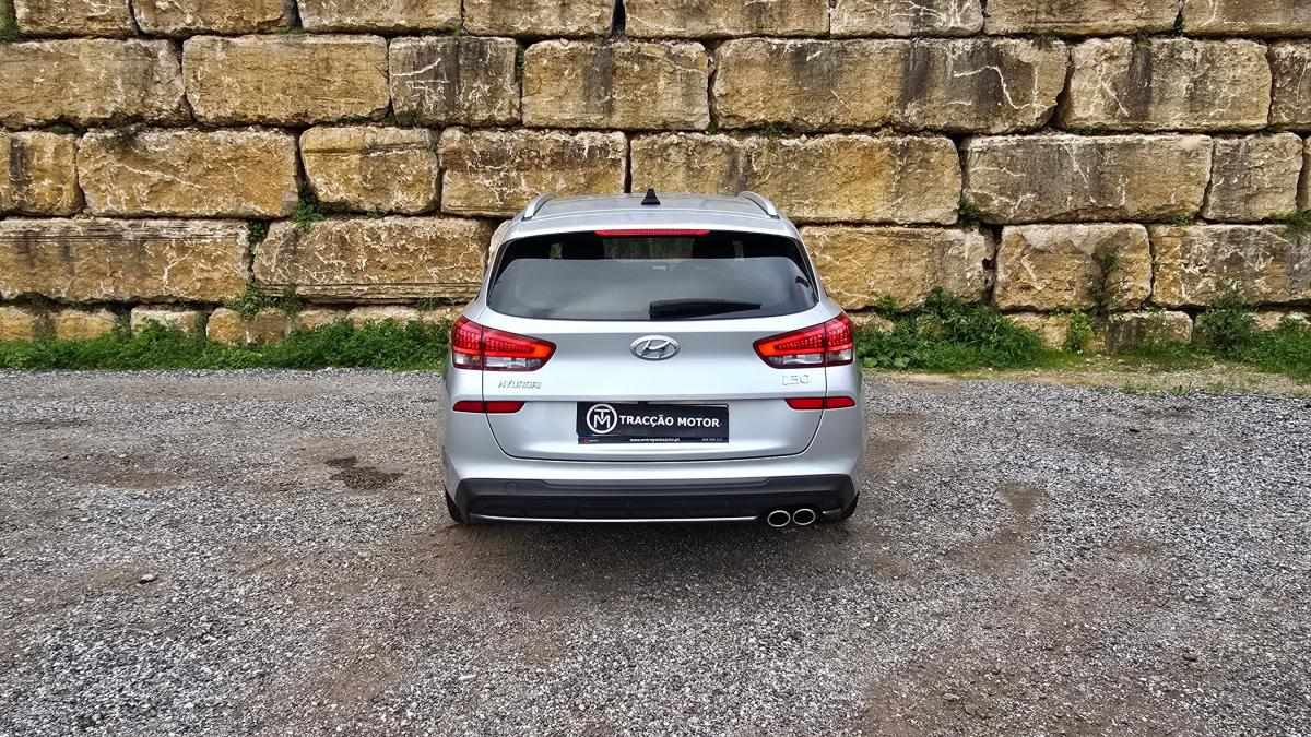 hyundai-i30-sw-2021-gasolina-998cc