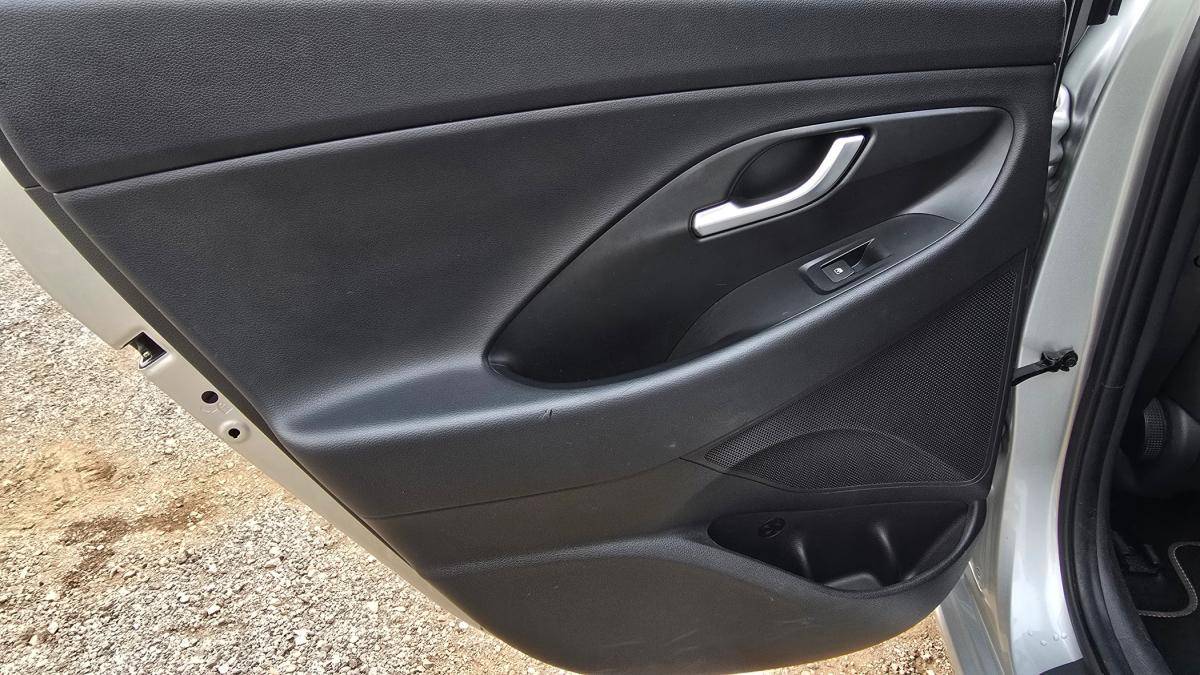 hyundai-i30-sw-2021-gasolina-998cc
