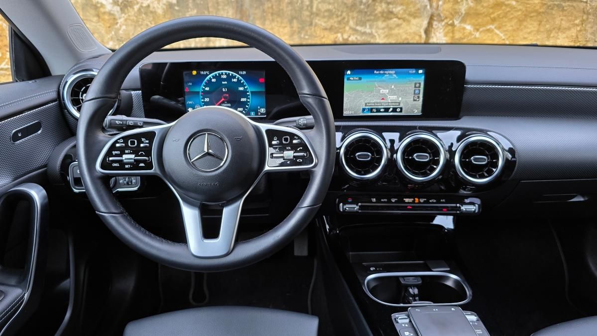 mercedes-benz-cla-2022-diesel-1950cc