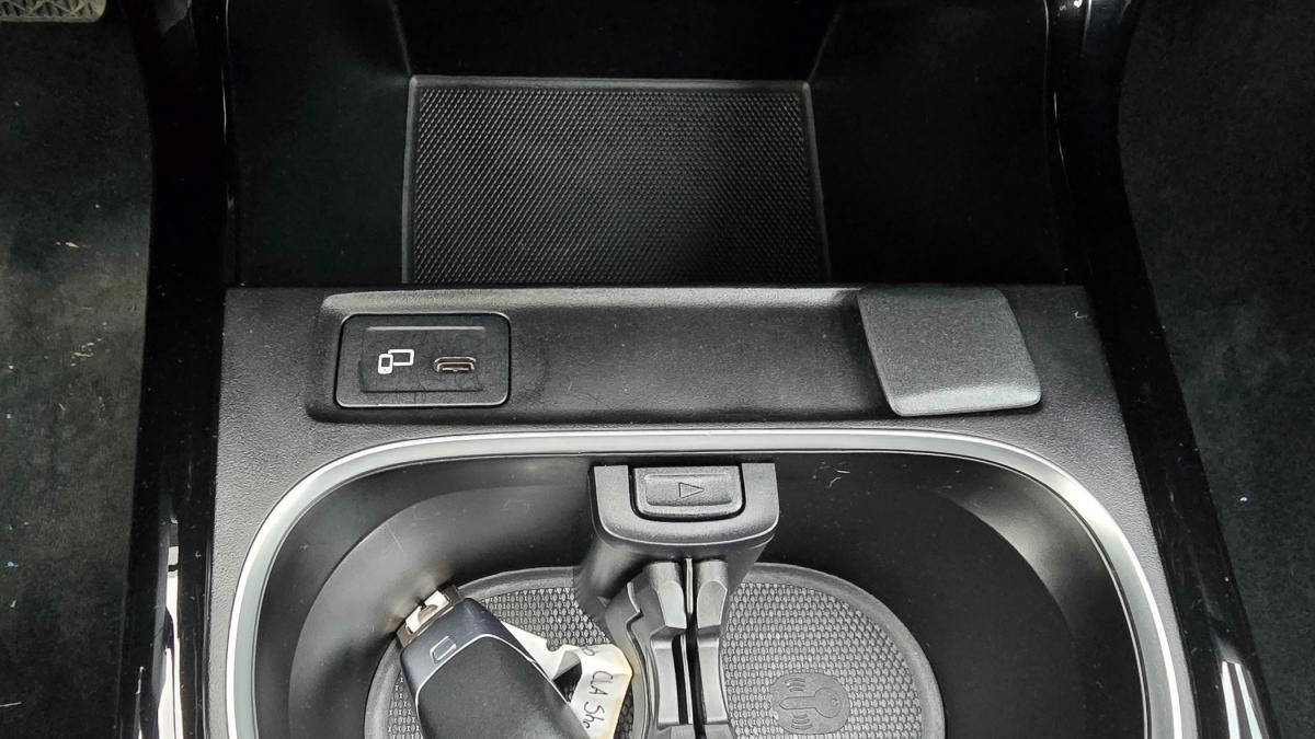 mercedes-benz-cla-2022-diesel-1950cc