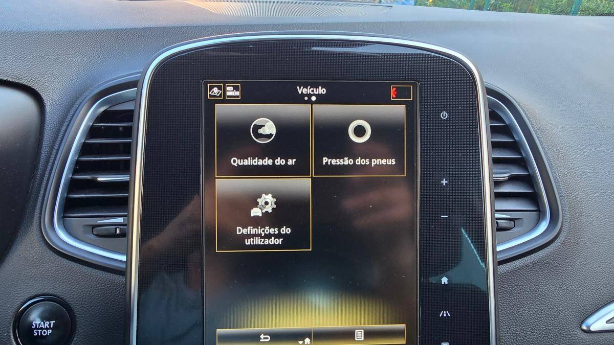 renault-grand-scenic-2021-diesel-1749cc